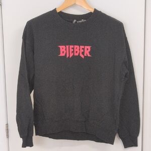 H&M / JUSTIN BIEBER CREWNECK SIZE LARGE